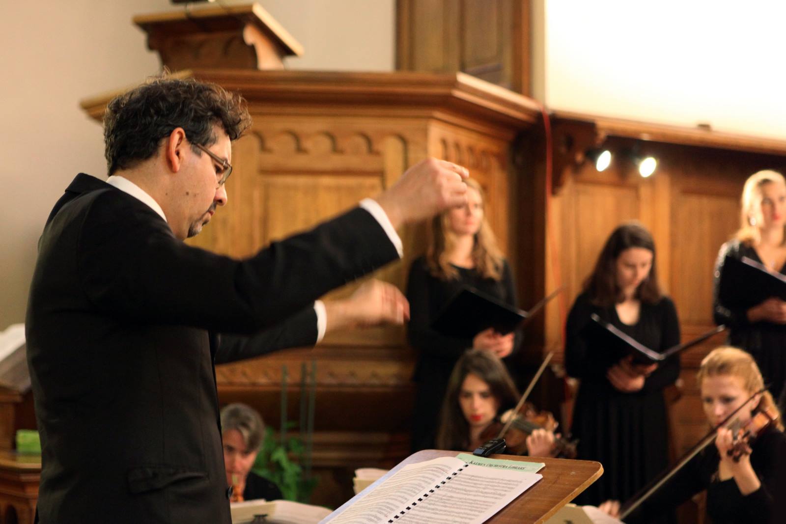 Lux Tempore en concert dans une église romande